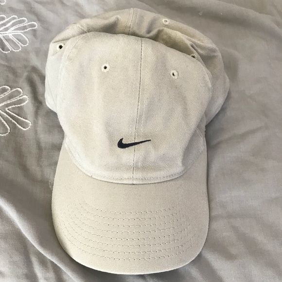 olive green nike dad hat